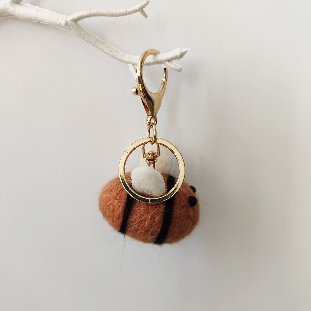 Wholesale Small Animal Bee Wool Felt Keychain